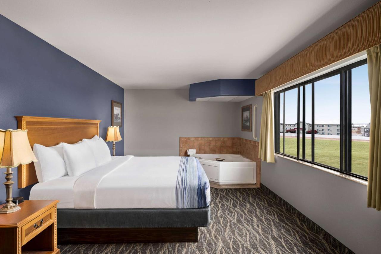 Americinn By Wyndham Laramie Near University Of Wyoming Eksteriør bilde
