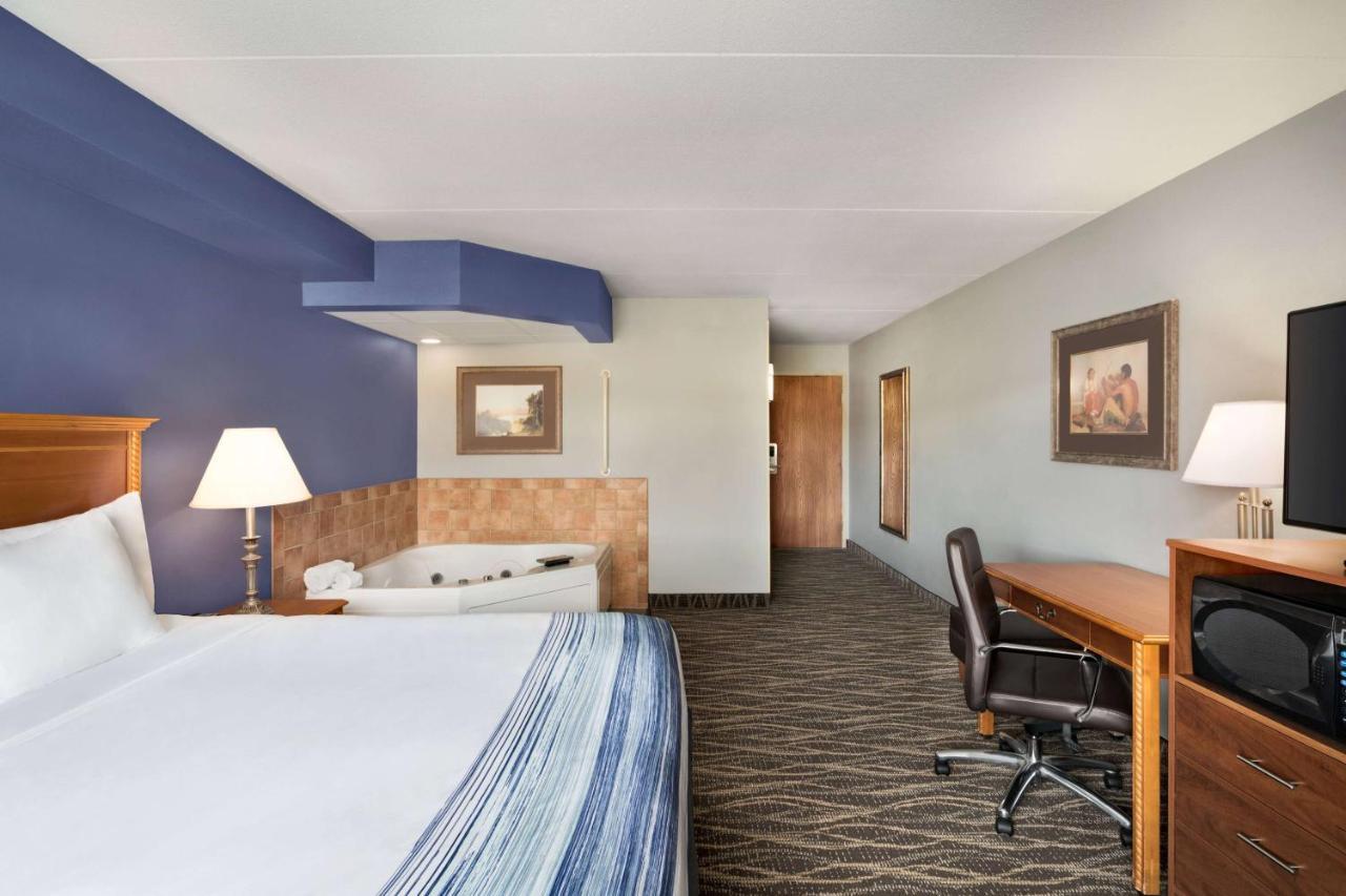 Americinn By Wyndham Laramie Near University Of Wyoming Eksteriør bilde
